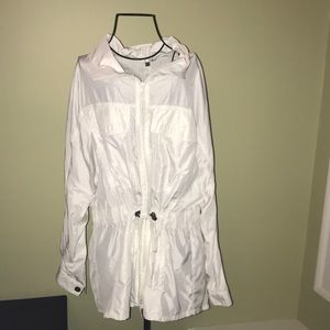 Cabi Workout Athletic Zip Up Rain and Windbreaker